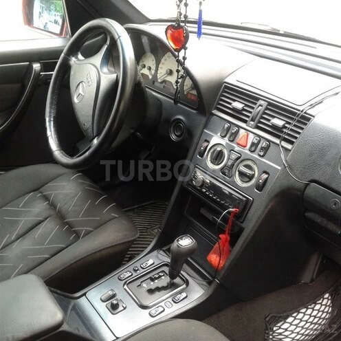 Mercedes C 200 2000, 221,831 km - 2.0 l - Ağdaş
