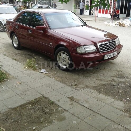 Mercedes C 200 2000, 221,831 km - 2.0 l - Ağdaş