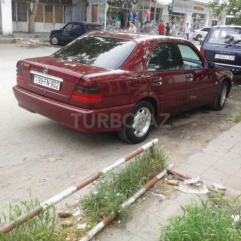 Mercedes C 200 2000, 221,831 km - 2.0 l - Ağdaş