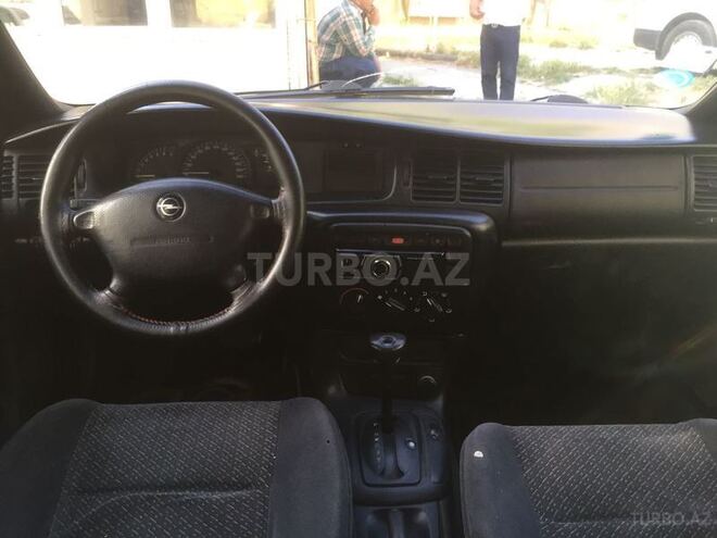 Opel Vectra 1997, 400,000 km - 1.6 l - Bakı
