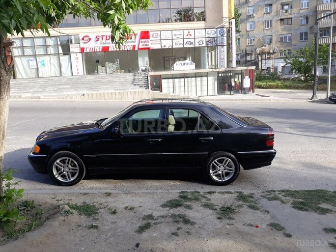 Mercedes C 230 2000, 277,000 km - 2.3 l - Bakı