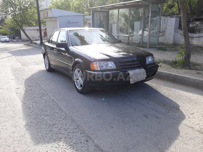 Mercedes C 230 2000, 277,000 km - 2.3 l - Bakı