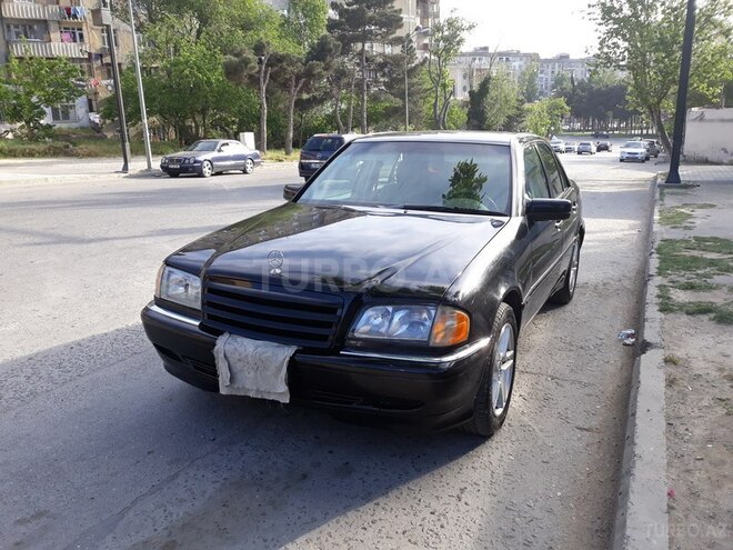 Mercedes C 230 2000, 277,000 km - 2.3 l - Bakı