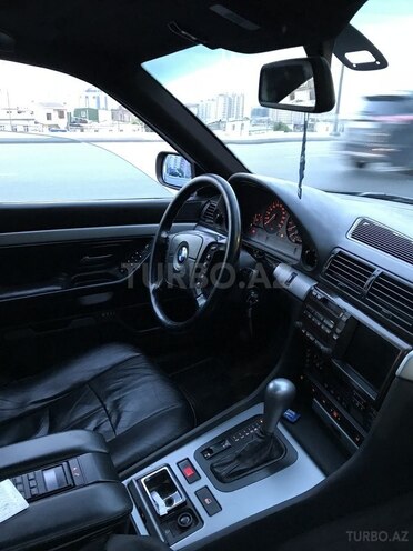 BMW 740 1995, 255,000 km - 4.0 l - Bakı
