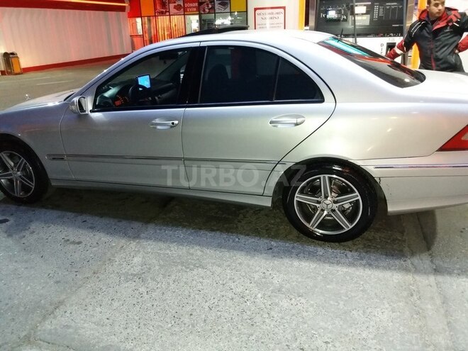 Mercedes C 320 2000, 250,000 km - 3.2 л - Sumqayıt