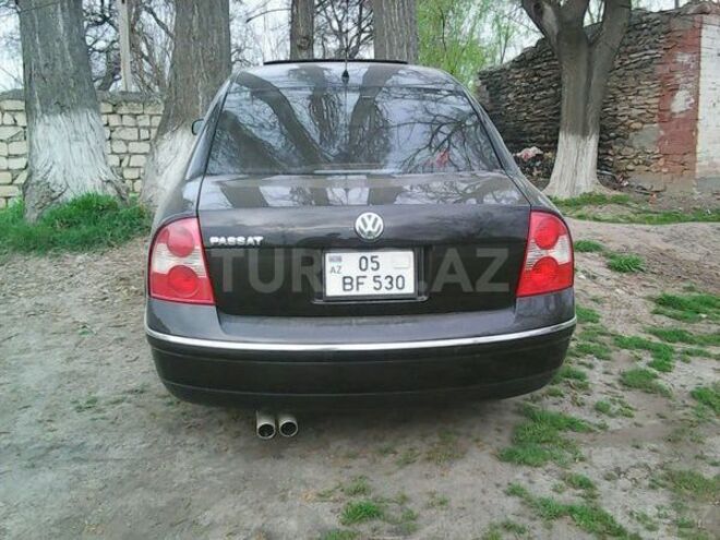 Volkswagen Passat 2001, 100,000 km - 1.8 l - Ağstafa