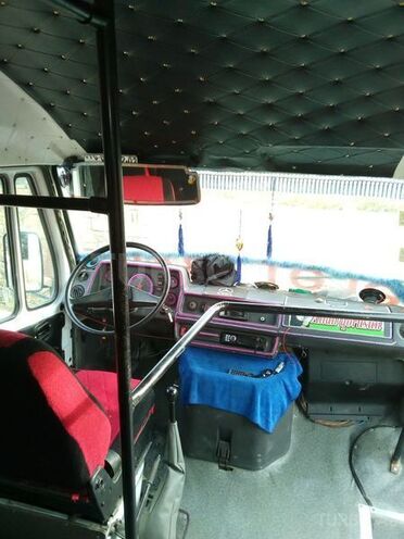 Mercedes 609 D 1992, 140,000 km - 2.2 л - Bakı