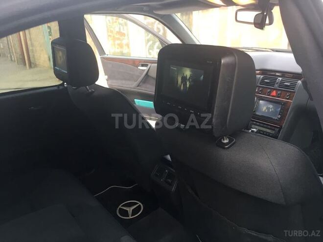 Mercedes E 270 2001, 294,567 km - 2.7 l - Bakı