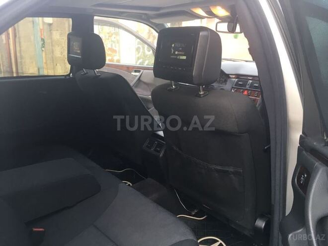Mercedes E 270 2001, 294,567 km - 2.7 l - Bakı