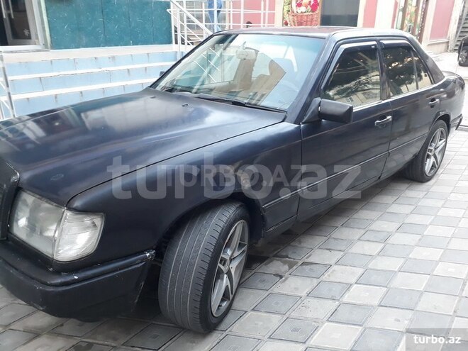 Mercedes E 260 1989, 295,370 km - 2.6 l - Bakı