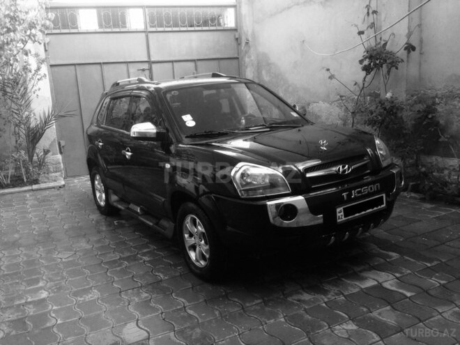 Hyundai Tucson 2009, 300,000 km - 2.0 л - Bakı