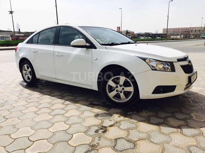 Chevrolet Cruze 2011, 19,900 km - 1.6 l - Bakı