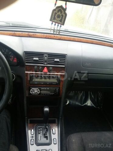 Mercedes C 240 1998, 267,000 km - 2.4 l - Bakı