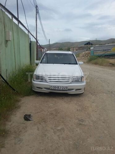 Mercedes C 240 1998, 267,000 km - 2.4 l - Bakı