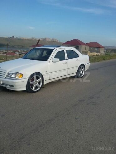 Mercedes C 240 1998, 267,000 km - 2.4 l - Bakı