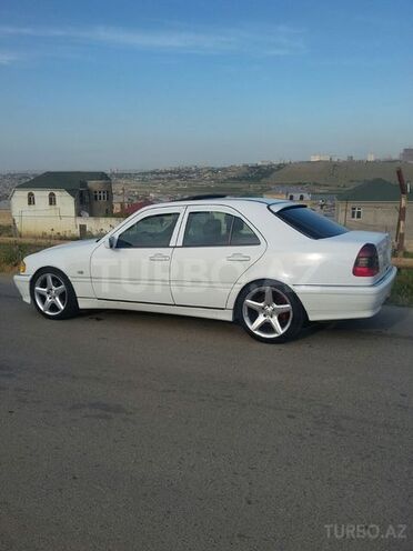 Mercedes C 240 1998, 267,000 km - 2.4 l - Bakı