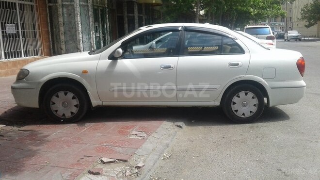 Nissan Sunny 2005, 340,000 km - 1.6 l - Bakı