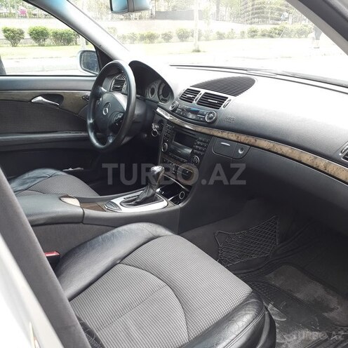 Mercedes E 270 2002, 248,000 km - 2.7 l - Bakı