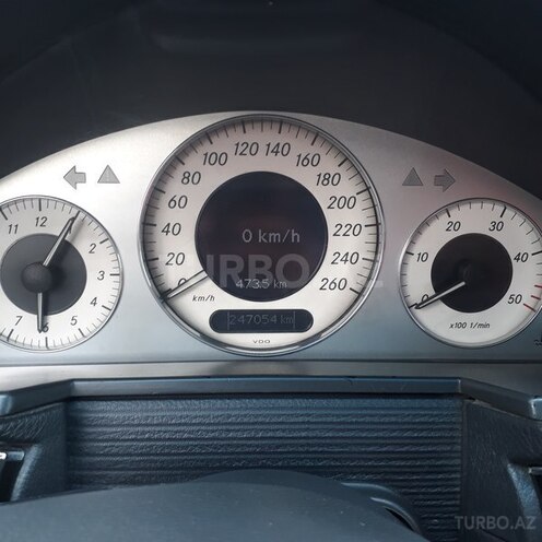 Mercedes E 270 2002, 248,000 km - 2.7 l - Bakı
