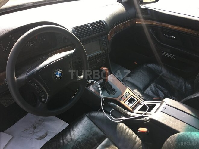 BMW 525 2001, 250,000 km - 2.5 l - Bakı