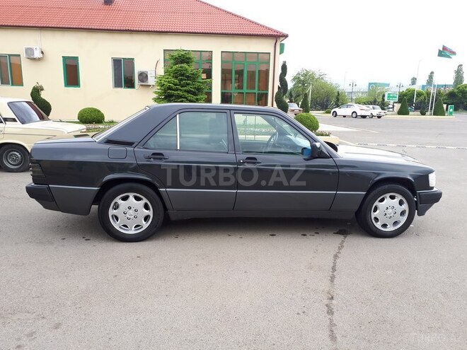 Mercedes 190 1990, 425,000 km - 2.0 l - Ağstafa