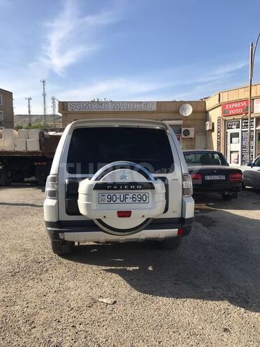 Mitsubishi Pajero 2008, 155,000 km - 3.0 л - Bakı