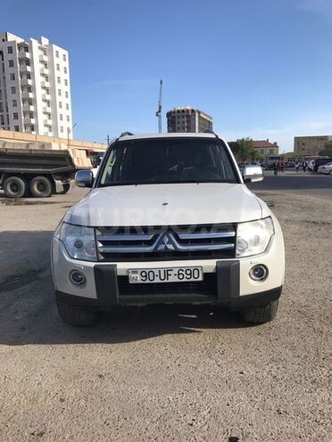 Mitsubishi Pajero 2008, 155,000 km - 3.0 л - Bakı