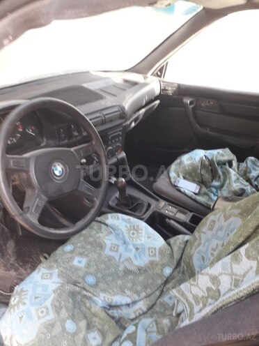 BMW 525 1994, 242,500 km - 2.5 l - Bakı