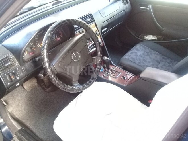 Mercedes C 220 1999, 273,800 km - 2.2 l - Bakı