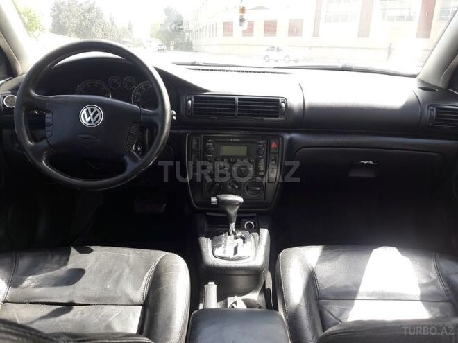 Volkswagen Passat 2003, 250 km - 1.8 л - Bakı
