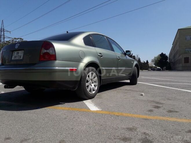 Volkswagen Passat 2003, 250 km - 1.8 л - Bakı