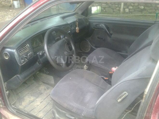 Volkswagen Golf 1991, 200,000 km - 1.8 l - Şəki