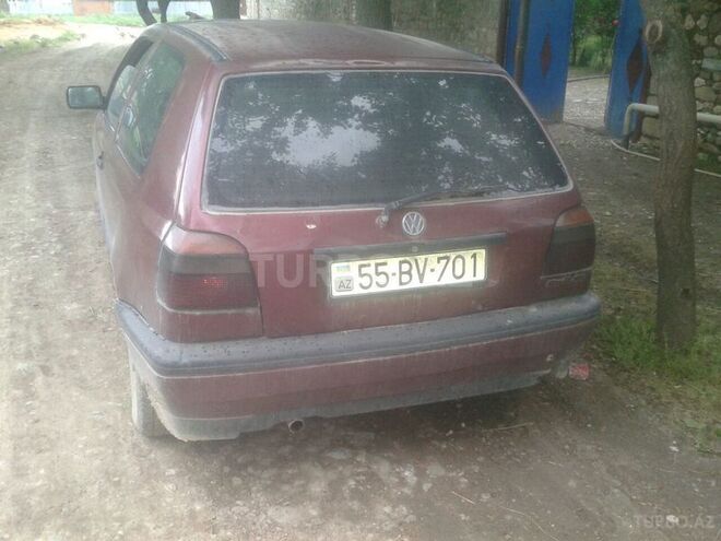 Volkswagen Golf 1991, 200,000 km - 1.8 l - Şəki