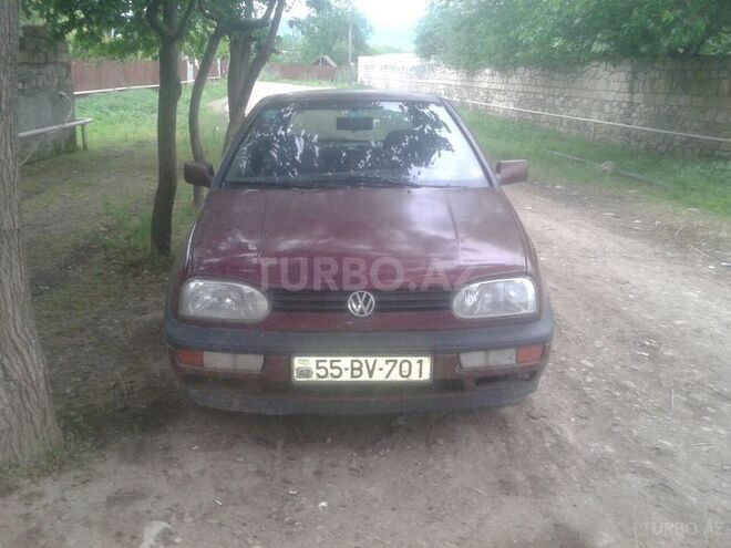 Volkswagen Golf 1991, 200,000 km - 1.8 l - Şəki