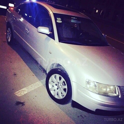Volkswagen Passat 2000, 177,000 km - 2.4 l - Bakı