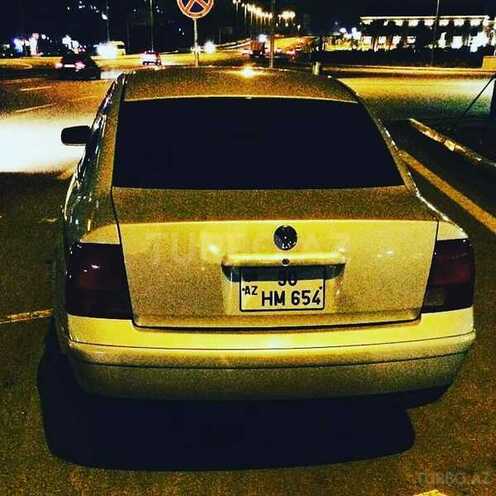 Volkswagen Passat 2000, 177,000 km - 2.4 l - Bakı