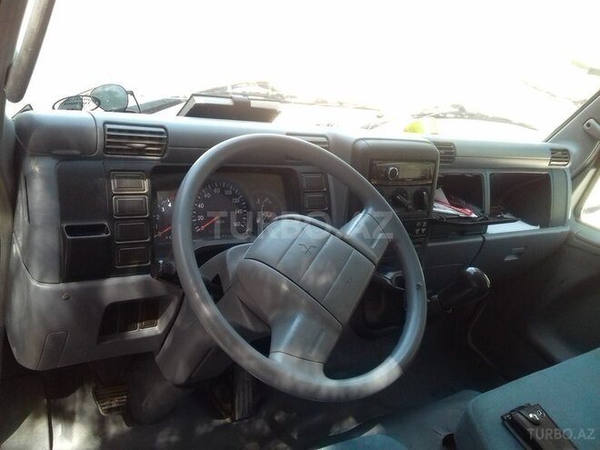 Mitsubishi Fuso Canter 2009, 165,454 km - 2.8 l - Bakı