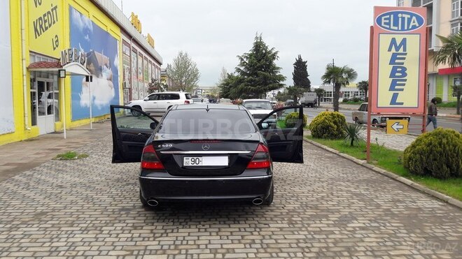 Mercedes E 350 2005, 320,000 km - 3.5 l - Bakı