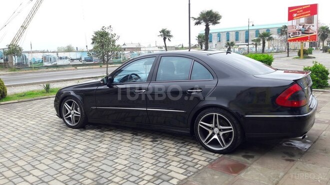 Mercedes E 350 2005, 320,000 km - 3.5 l - Bakı