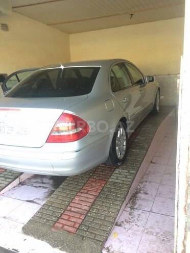 Mercedes E 220 2002, 260 km - 2.2 l - Sumqayıt