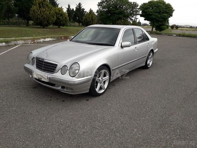 Mercedes E 220 2000, 250,000 km - 2.2 l - Şəmkir
