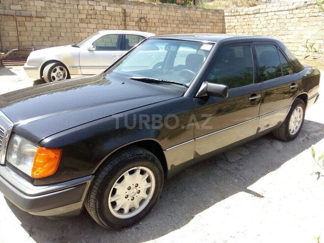 Mercedes E 300 1992, 350,000 km - 3.0 l - Bakı