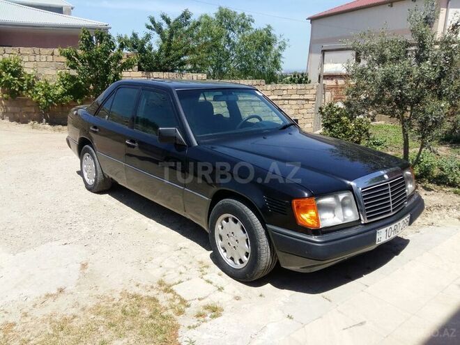 Mercedes E 300 1992, 350,000 km - 3.0 l - Bakı