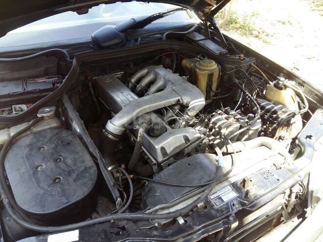 Mercedes E 300 1992, 350,000 km - 3.0 l - Bakı