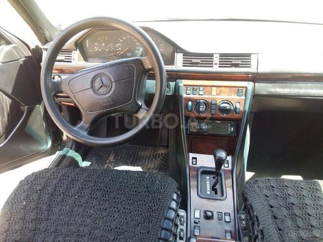 Mercedes E 300 1992, 350,000 km - 3.0 l - Bakı