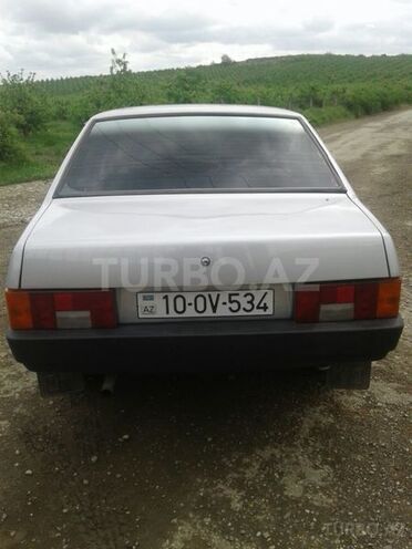 LADA (VAZ) 21099 2002, 170,000 km - 1.5 l - Qusar