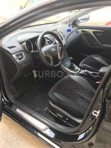 Hyundai Elantra 2015, 60,000 km - 1.8 л - Bakı