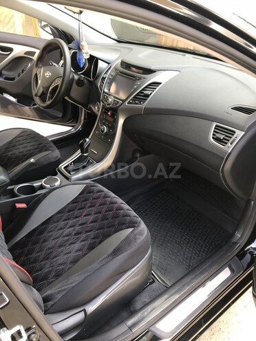 Hyundai Elantra 2015, 60,000 km - 1.8 л - Bakı
