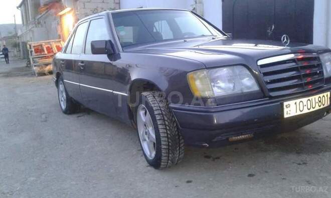 Mercedes E 220 1994, 270,000 km - 2.2 l - Bakı