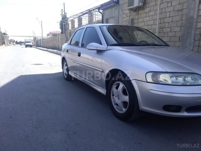 Opel Vectra 1999, 28,000 km - 1.6 л - Bakı